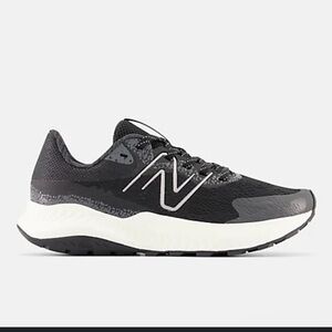 NWB New Balance Dynasoft Nitrel V5 Size 8.5